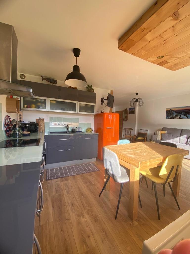 Appartement Au Calme Avec Vue Sur Les Montagnes. Sévrier Exterior foto